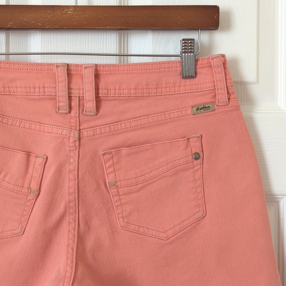 Signature by Levi Strauss Y2K Classic Mid Rise Slim Fit Jean Shorts Coral Pink 4 - Picture 11 of 12